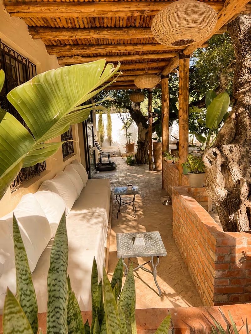 Jardin paisible de Maison Zina à Ghazoua